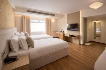 Executive Twin Rooms @ Fernwood - Image 2