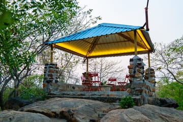 Khade Farms | 4-BHK Pet-Friendly Mudhouse Style Villa with Gazebo and Terrace - Image 3