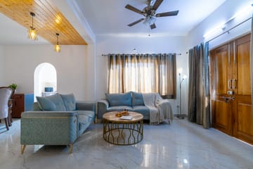 Vyasa | 3-BHK Cottage With Private Balcony & Hill Views | 5 mins From Mussoorie Lake - Image 4