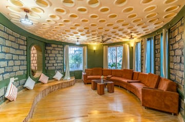 Brahamasthanam | 4-BHK Pet-friendly with Terrace and Garden Area | Close to Kambada narsibha swamy temple - Image 4