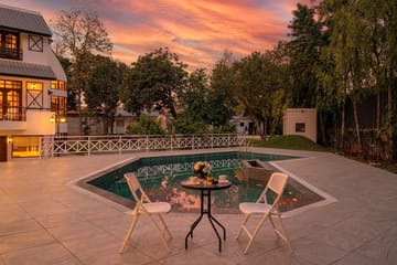Deluxe Cottage@The Ivory Courtyard - Image 4