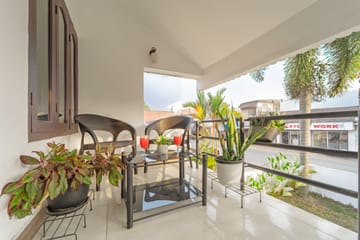 Riviera Residence Suite | Stunning Room With Shared Verandah, Sit-Out Area & Garden - Image 3