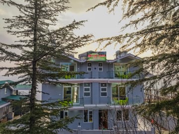 The Ridgeview Retreat Arabella | Pet-friendly Hillside Room with Private Balcony & Bathtub, Common Recreation Zone, Lounge & Restro | Close to Naldehra  - Image 3