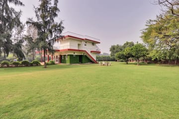 Luxe FarmAcre | Pet-friendly 4-BHK Villa With Private Pool, Garden & Terrace - Image 3
