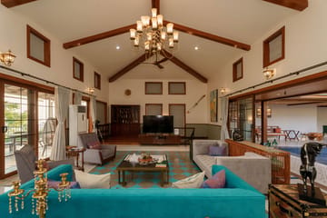 Ridgewood Mansion - Image 4