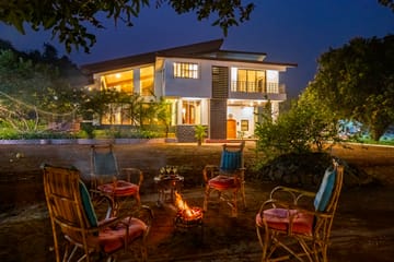 Valdivian Villa | 3-BHK with Verandah, Temple and Machan - Image 2