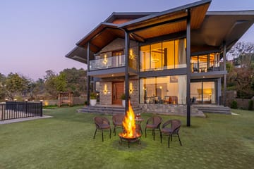 3 Rooms @ Savara w/ Heated Infinity Pool and Jacuzzi Villa in Kasauli
 - Image 2