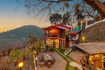 Farsauli 1°| Pet-friendly 3-BHK Hillside Getaway With Gazebo & Balcony - Image 2