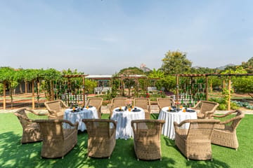 Luxury @ Verdant Farmstay - Image 4