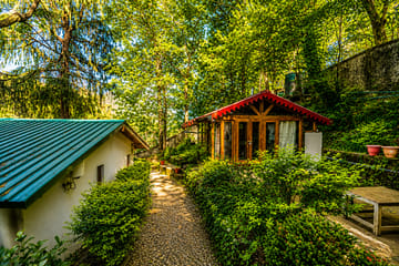 The Hive Cottage Hideout | 1 Room in a Hillside Resort With Restaurant, & Outdoor Seating | Ample Parking - Image 2