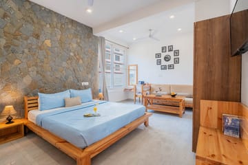Ilaka Stone House - Image 5