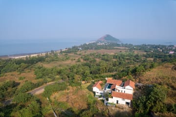 Ekan - A Sundowner - Image 2