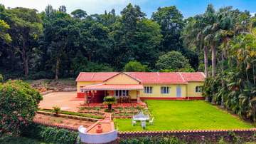 Blue Mountains | 3-BHK Pet-Friendly Retreat Amid Coffee Plantations with Verandah Sit-Out, Garden & Forest Vistas - Image 2