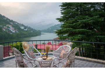 Irayna | 4-BHK | Garden & Lake View | Studio Room - Image 3