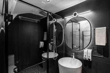 GLAMPS @ ILIKA W/ Jacuzzi - Image 5