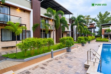 Imperial Calista | 4-BHK | Pool & Garden | Near Karla Caves - Image 2