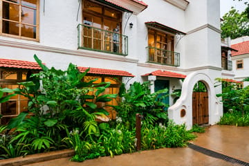 Amayah Rasa | 4-BHK Opulent Villa With Steam Room, Open Shower, Private Pool & Lift - Image 3