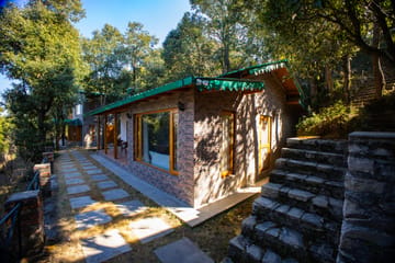 Hill Homes Cottages Mallow | 1-BHK With Workstation Sit-out Area Near Mukteshwar | Pet-friendly - Image 2