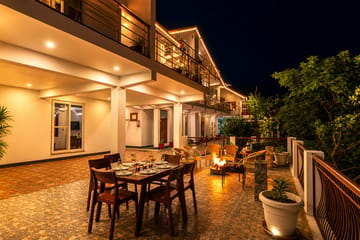 Amara Dawn | 4-BHK | Near Nainital Lake | Hill Views | Pet friendly - Image 2