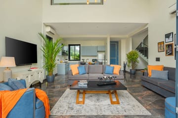PUro Sol | 3-BHK Villa In a Gated Complex With Private Pool & Bathtub | Near Popular Beaches - Image 5