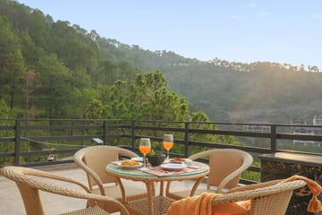 Kosh Villa Glenhaven | 3- BHK Villa with Private Balconies & Panoramic 360 Mountain Views - Image 3