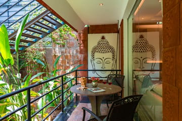 Avocado Cottages Deluxe Room | Pet-friendly Stay With Private Outdoor Seating Amid Avocado & Coffee Estate - Image 4
