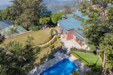 Horizon W/ Outdoor Pool - Image 2