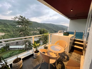 Udgam Vilas | Serene Pet-friendly 5-BHK Apartment With Lift - Image 3