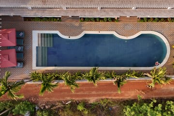 Gracias Bleu | 1-Room Retreat With Sea Views, Common Pool, & Restro Close to Ashwem Beach - Image 5