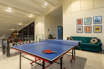 The Den - Image 5