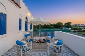 Greek Villa - Image 4