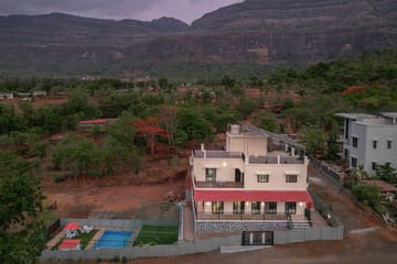 Ansh Villa | 4BHK Private Pool Retreat with Turf & Garden | Near Sahyadri Waterfall - Image 4