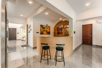 Villa Casa Del Mundo | Luxe Pet-friendly 4-BHK Villa With Pvt Pool, Bar, Lift & Scenic Hill Vistas - Image 3