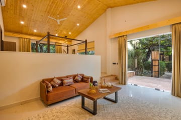 Sylvaara | Private Pool Cottage with Restaurant Access - Image 4