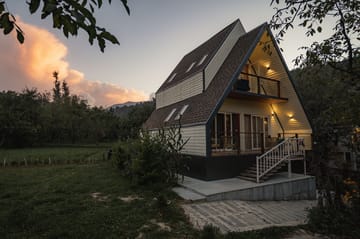 Cheese Cottage Estate ~ Olive Chalet - Image 3