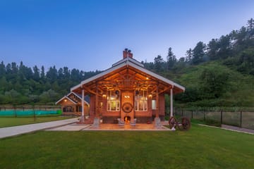Suroor w/ Central Heating - Tangmarg - Image 4