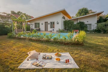 Roselle - Lonavala, Maharashtra - Image 3
