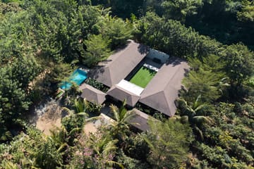 Farmhouse Retreat - Image 2