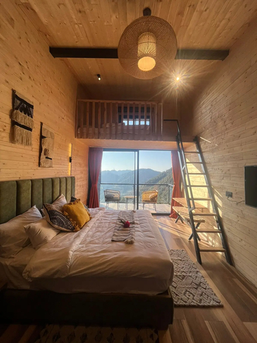 Heaven by The Kiana W/ Indoor Jacuzzi