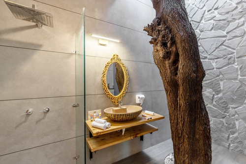 Lily @ The Magnolia Farm w/ Indoor Pool & Jacuzzi