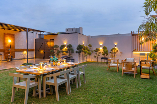 D’Amour w/ Breakfast