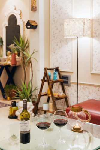 Lily @ The Magnolia Farm w/ Indoor Pool & Jacuzzi