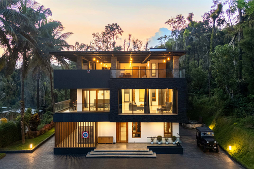 Bloom @ The Rivernook