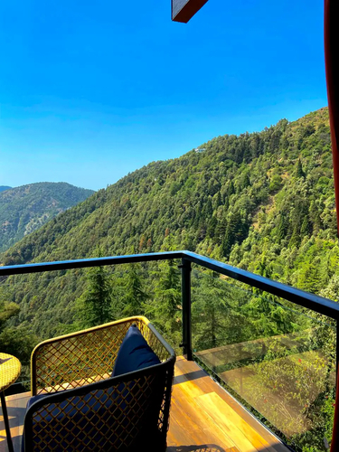 Retreat by The Kiana W/ Indoor Jacuzzi