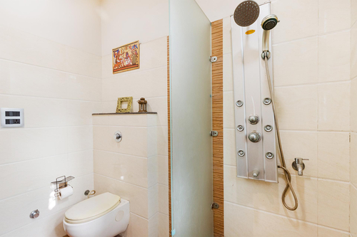 Lily @ The Magnolia Farm w/ Indoor Pool & Jacuzzi