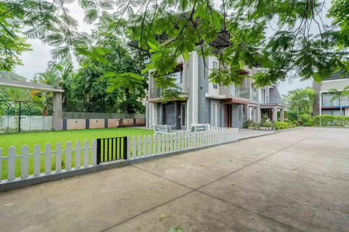 Imperial Estate | Private Pool & Scenic Garden near Lonavala’s Iconic Spots