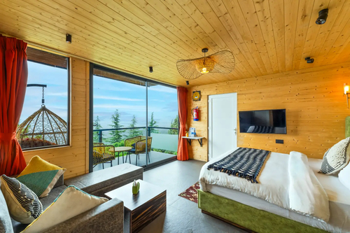 Retreat by The Kiana W/ Indoor Jacuzzi