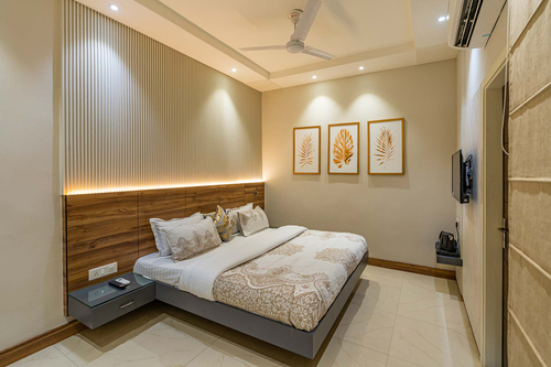 D’Amour w/ Breakfast