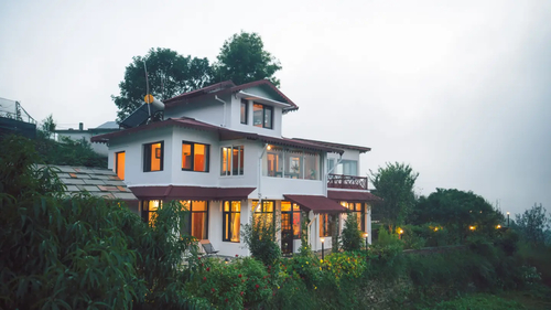 The Clairmont Cottage