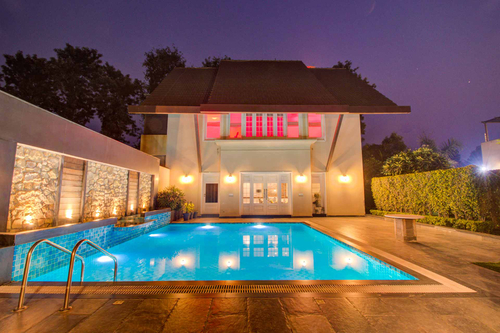 Ekant Villa w/ Outdoor Pool